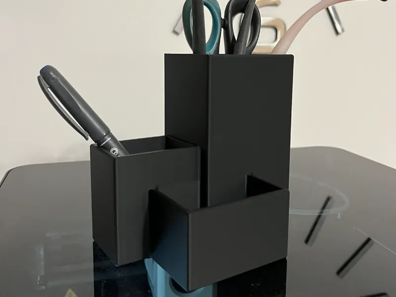 Pen holder