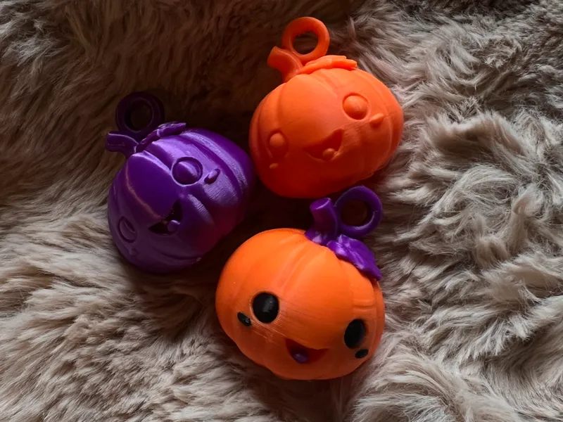Halloween Smile Pumpkin keychain