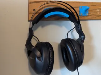 Headphone Holder