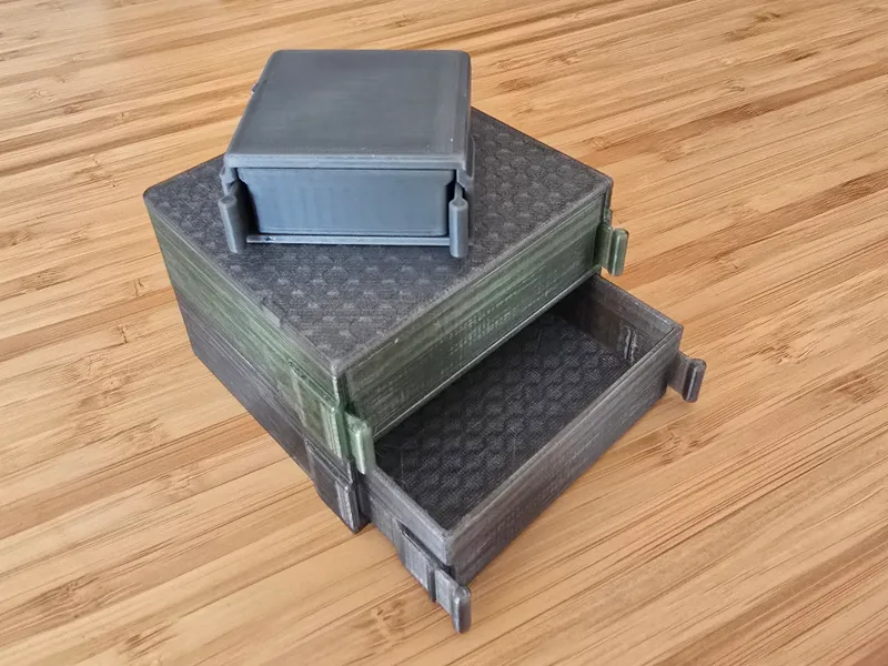 Customizeable, stackable, locking Drawersystem 