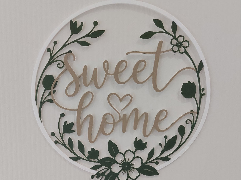 Minimalist "Sweet Home" Floral Wreath