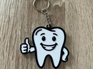 Happy Tooth Thumbs Up Keychain for dentist