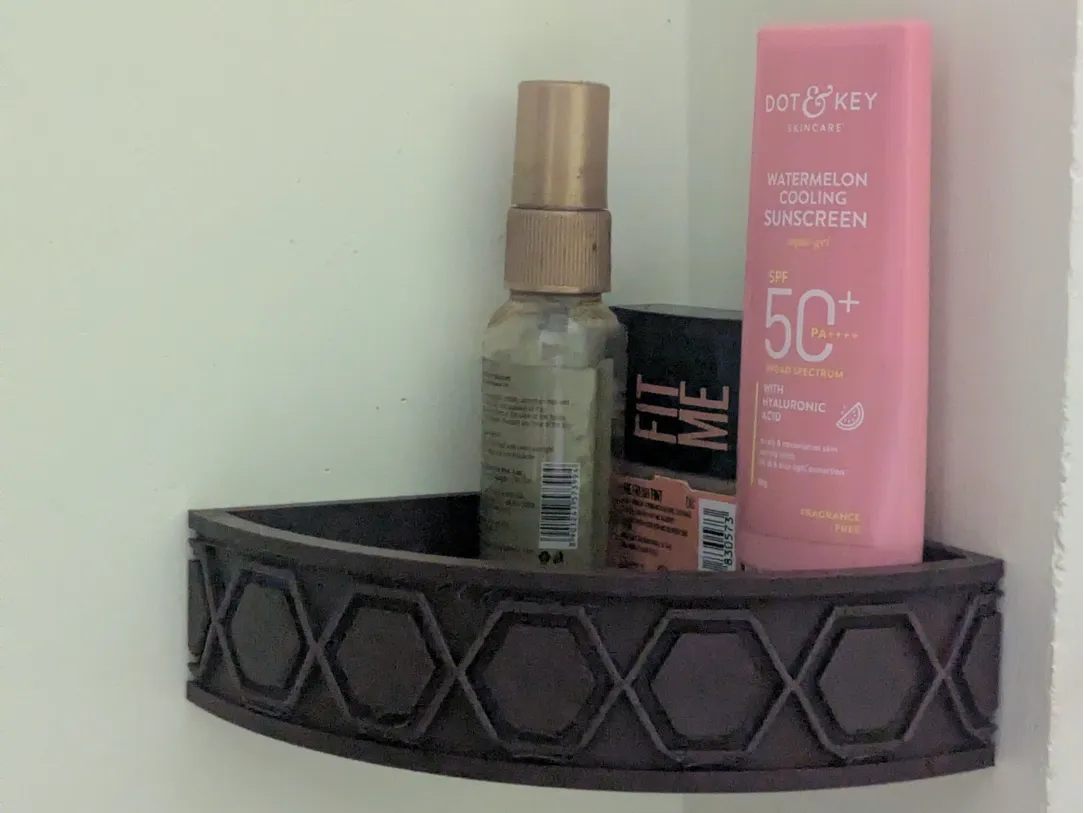 Hex pattern corner Shelf any angle - Free 3D Print Model - MakerWorld