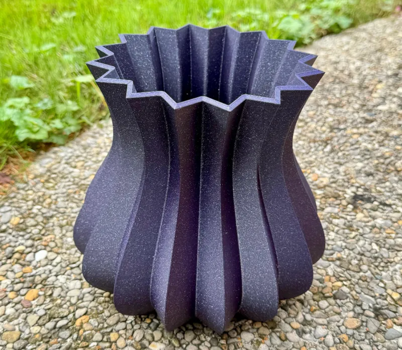 Polyface Vase in Sparkle