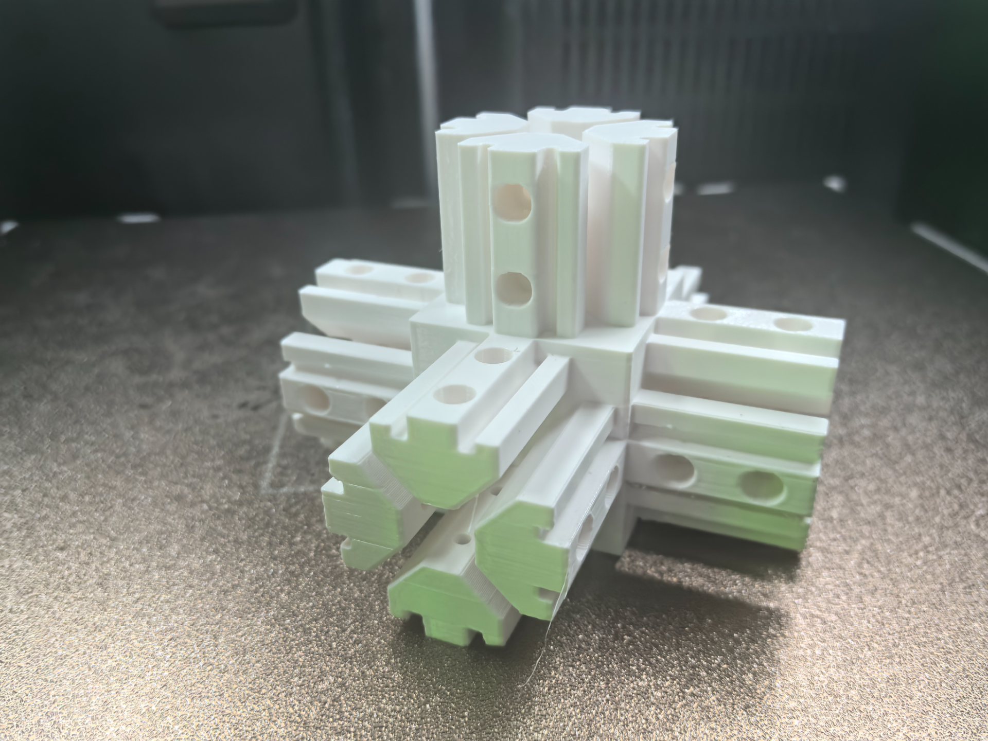 Miniatura 1 do modelo 3D 铝型材-五通