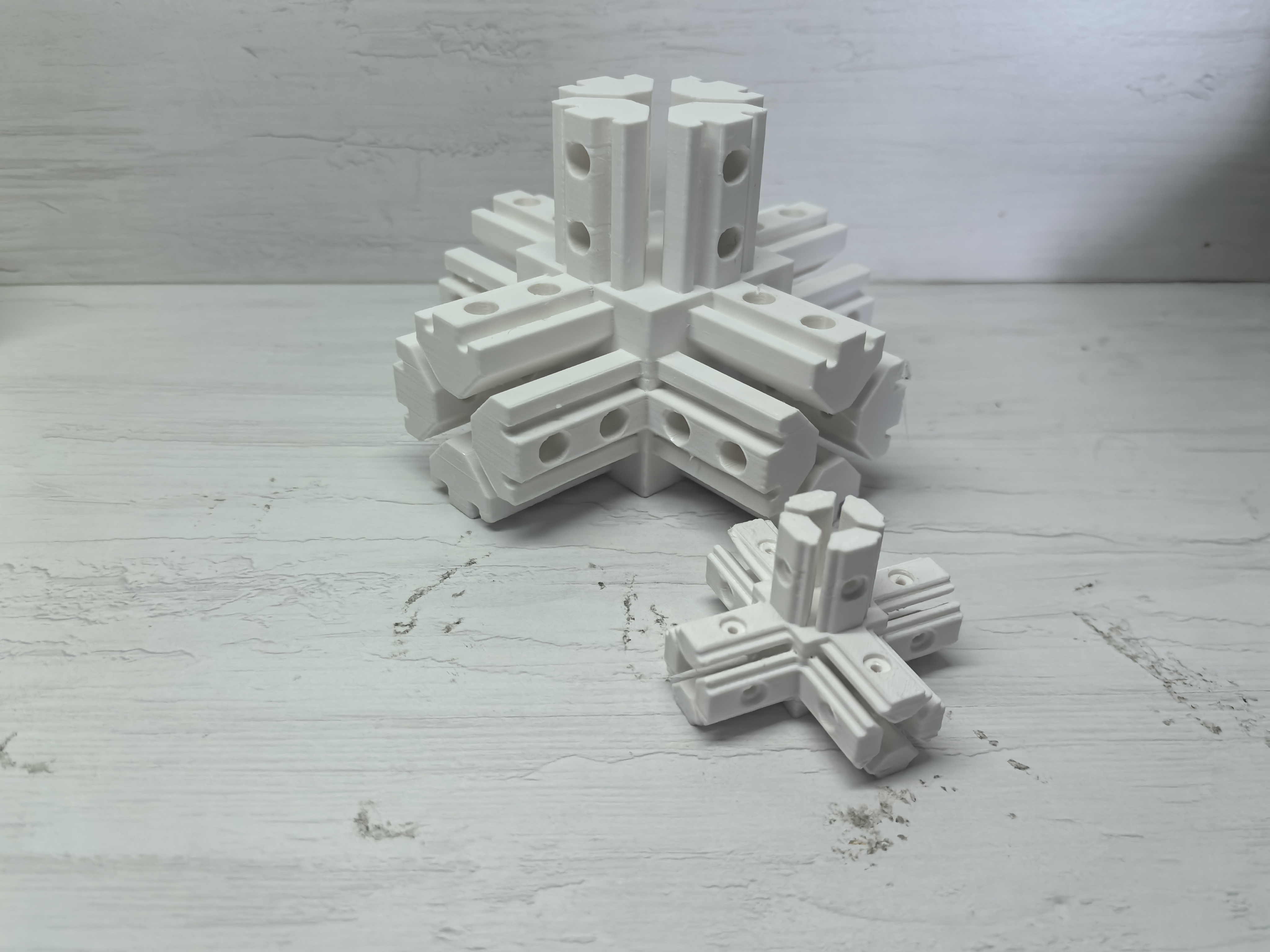 Miniatura 4 do modelo 3D 铝型材-五通