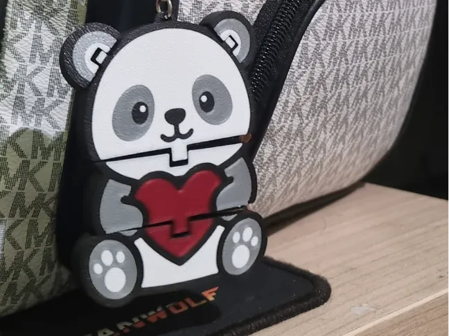 Panda col cuoricino