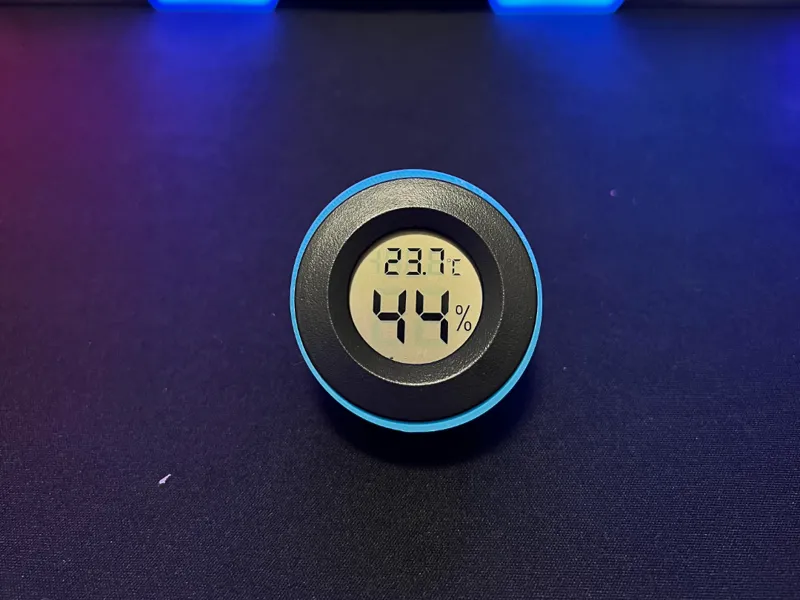 Magnetic Case for Temp and Humidity Sensor