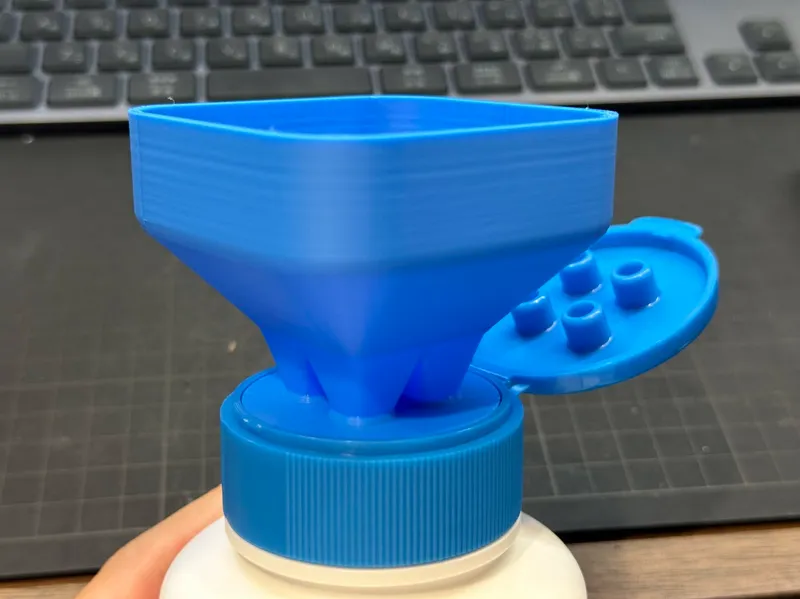 Square Funnel for TOYAKU SILICA GEL