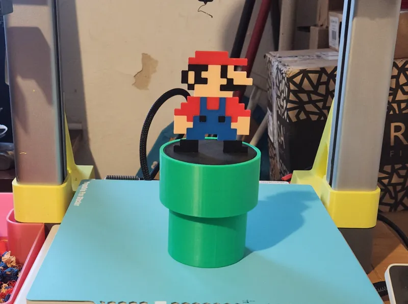 Super Mario on the pipe Switch Game Cart Holder
