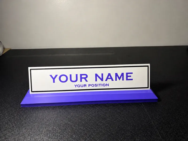 Customizable Table Desk Name  