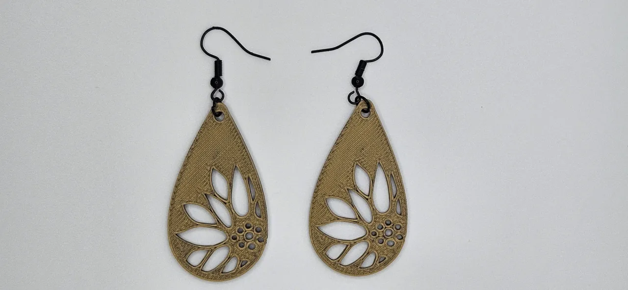 Sunflower earrings view 3