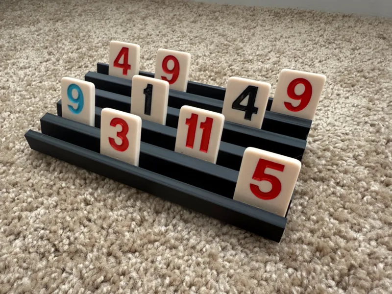 Rummikub Stand