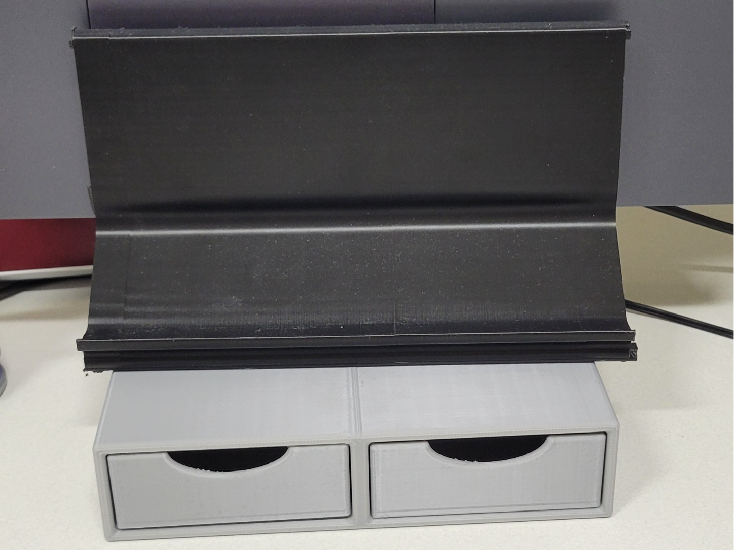 Monitor lift box w drawers