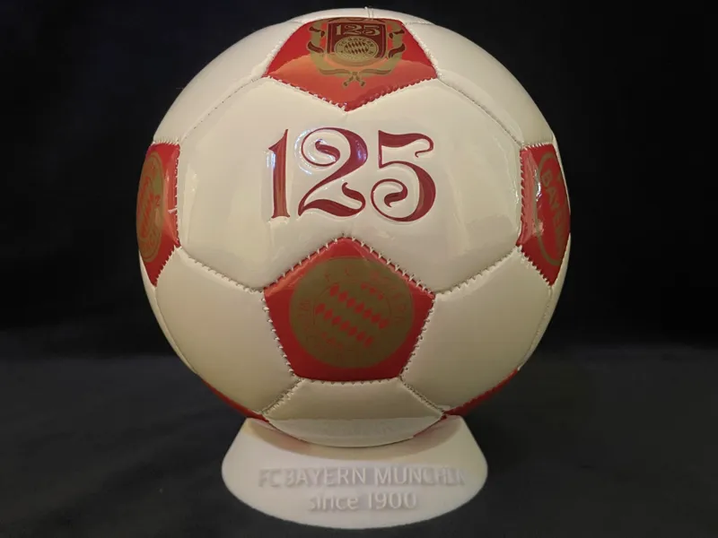 FC Bayern München Ballständer