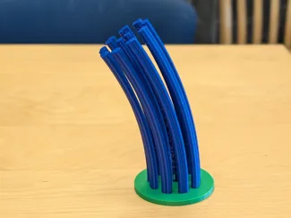 Curved cilium