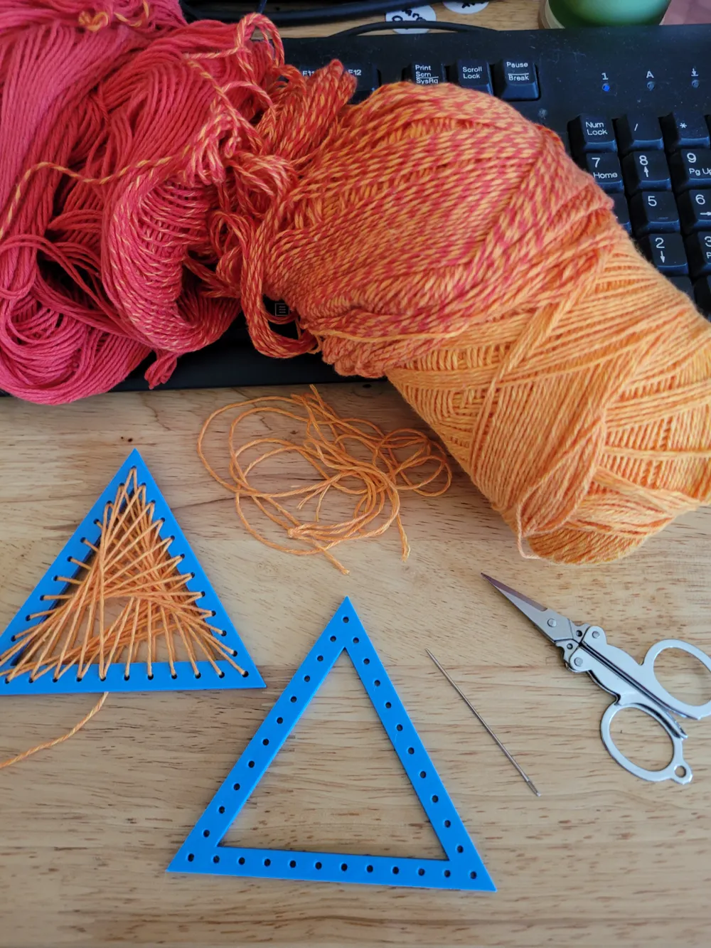 Stitching Triangles by Rebecca Made It - MakerWorld