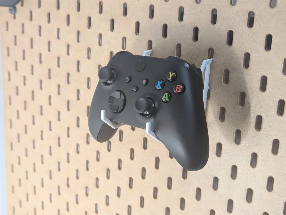Controller Shed Universal controller holder - Skadis shelf - Free 3D Print Model ...