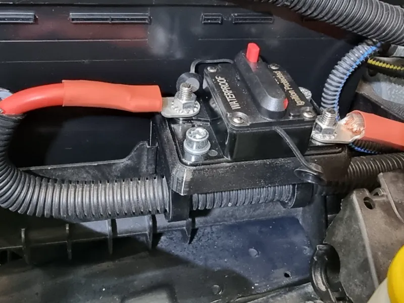Opel Astra G Sicherungshalter für Hifianlage
