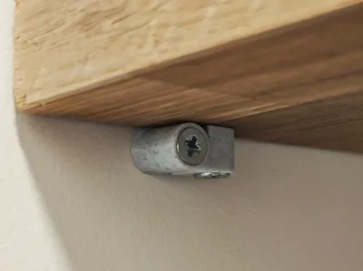 Minimalist Shelf Stoppers with safety lock 