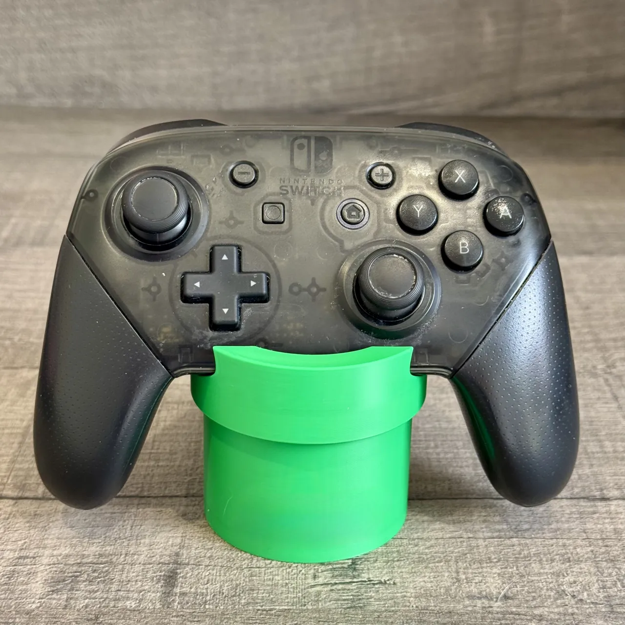 Nintendo Switch 2 Pro controller stand warp pipe view 3