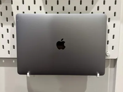 Pegboard Macbook Holder - SKADIS