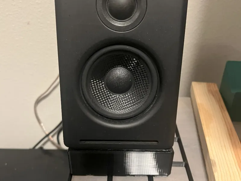 AudioEngine A2+ riser - gridfinity base