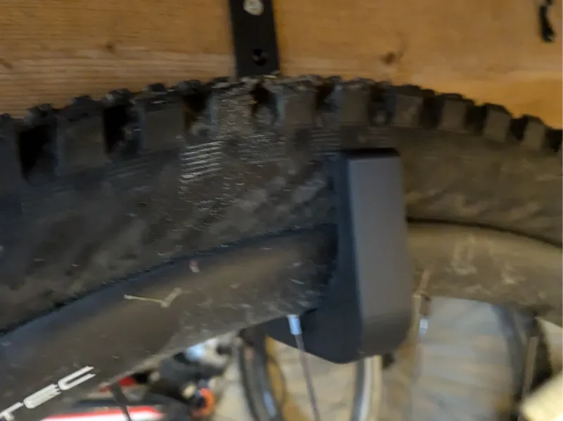 MTB bike wheel hook