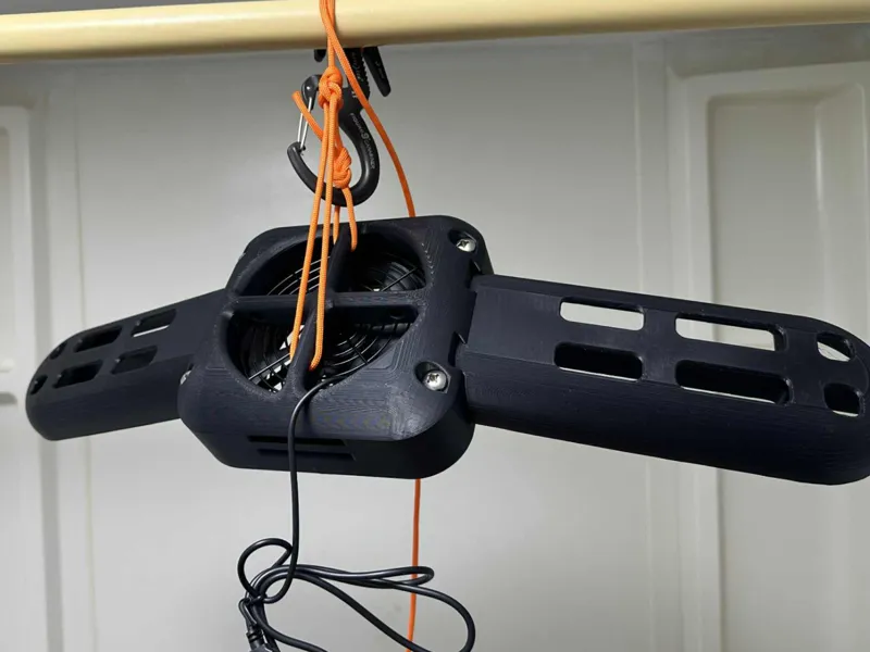 Wetsuit Hanger Fan