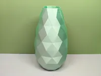 1只还不错的花瓶