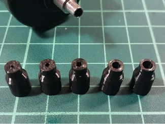 Embudos para bomba de extracción de cristales 