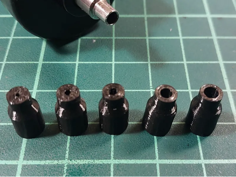 Embudos para bomba de extracción de cristales