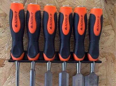 Chisel mount