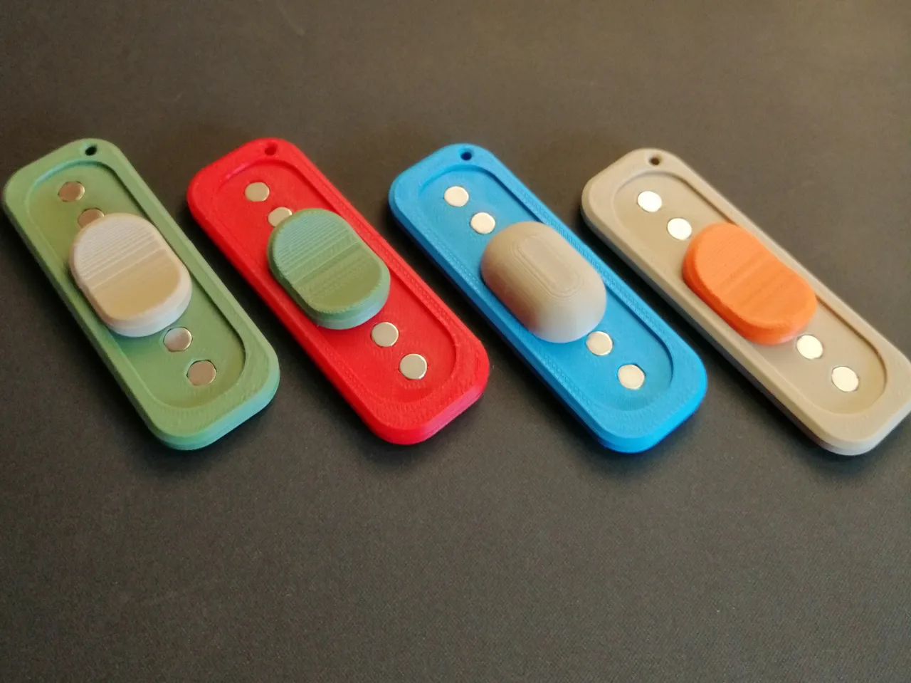 Smooth Magnetic Fidget Slider (5x3 Neodym-magnets) view 4