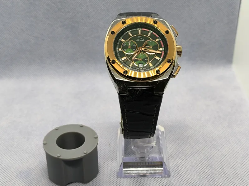 Jaguar J809 case opener 