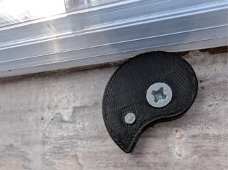 Variable Vertical Screw Spacer
