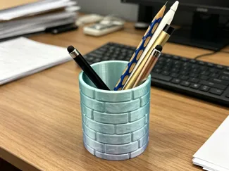 砖块纹理简约笔筒