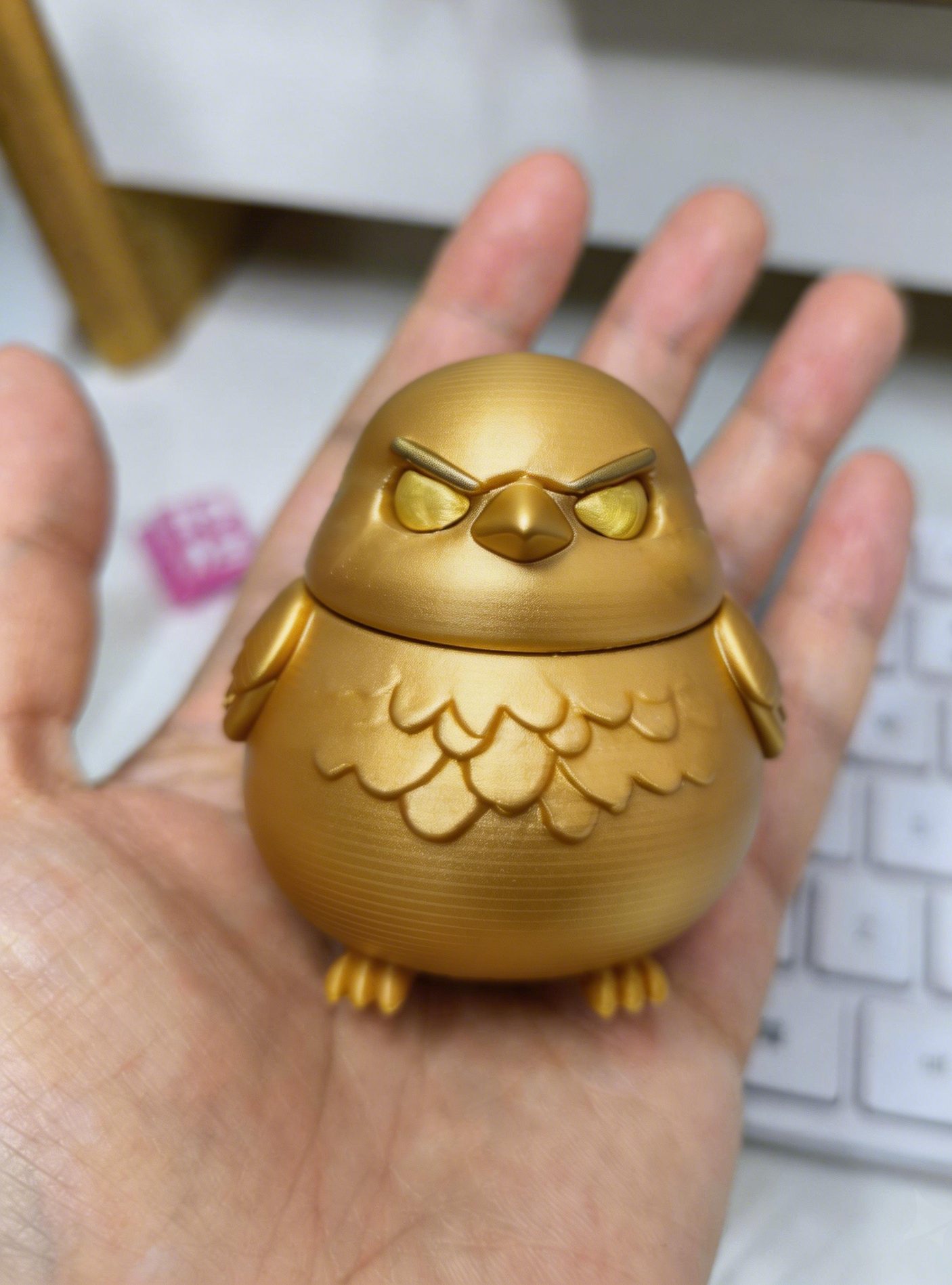 Miniatura 3 do modelo 3D 《小麻雀》礼物盒收纳摆件装饰品（分色打印）可爱Q萌圆滚滚傲娇脸小胖鸟