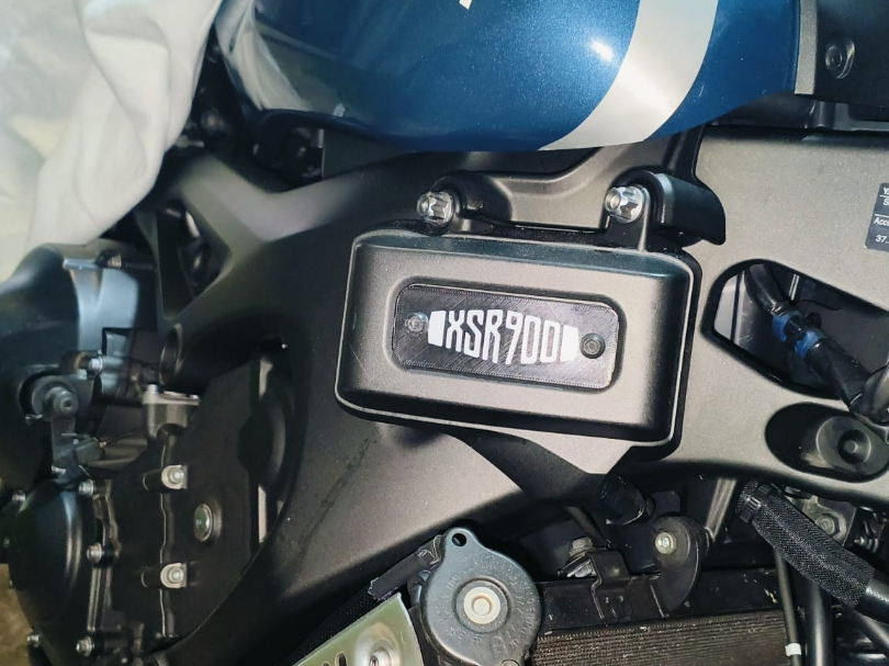 Yamaha XSR900 Side ECU Covers (AMS)
