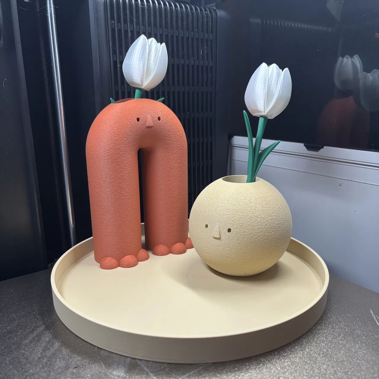 Cute Face Vase Set with Tray (Q_Craft) view 2