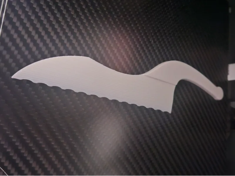 Safe edge Serrated Knife