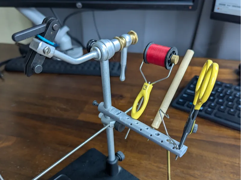 Renzetti fly fishing vice tool bar station