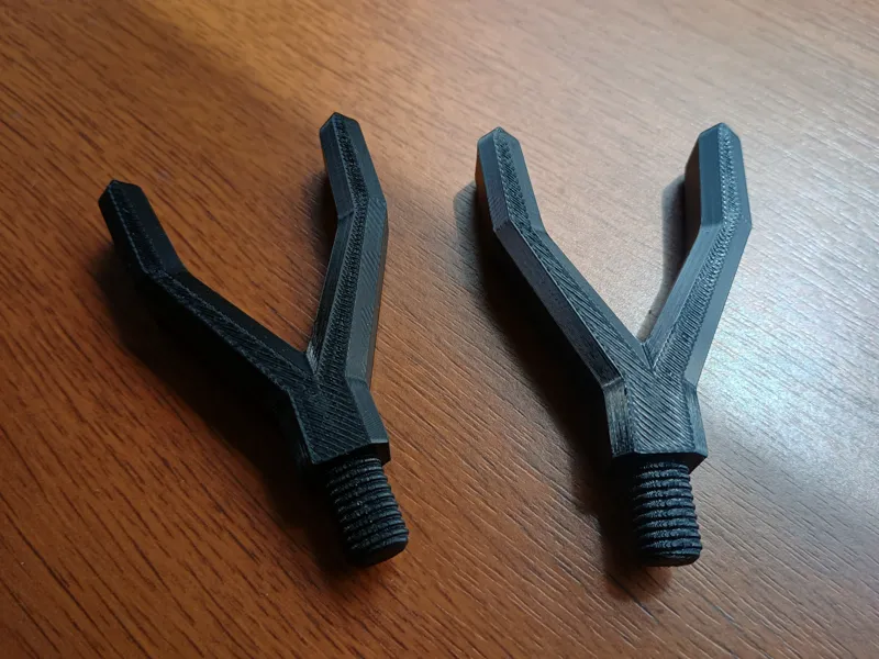Universal fishing rod stand