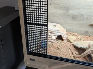 Vivarium Door Vent
