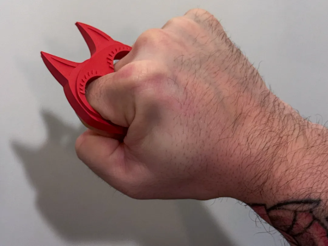 Puma Self Defense Keychain by GhostChili3D MakerWorld: Download Free 3D Models - 3D model önizlemesi