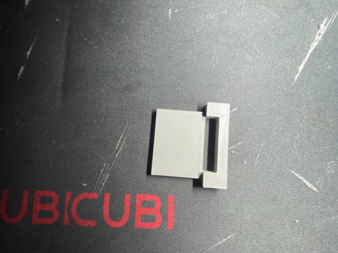 2003-2007 silverado door control panel clip