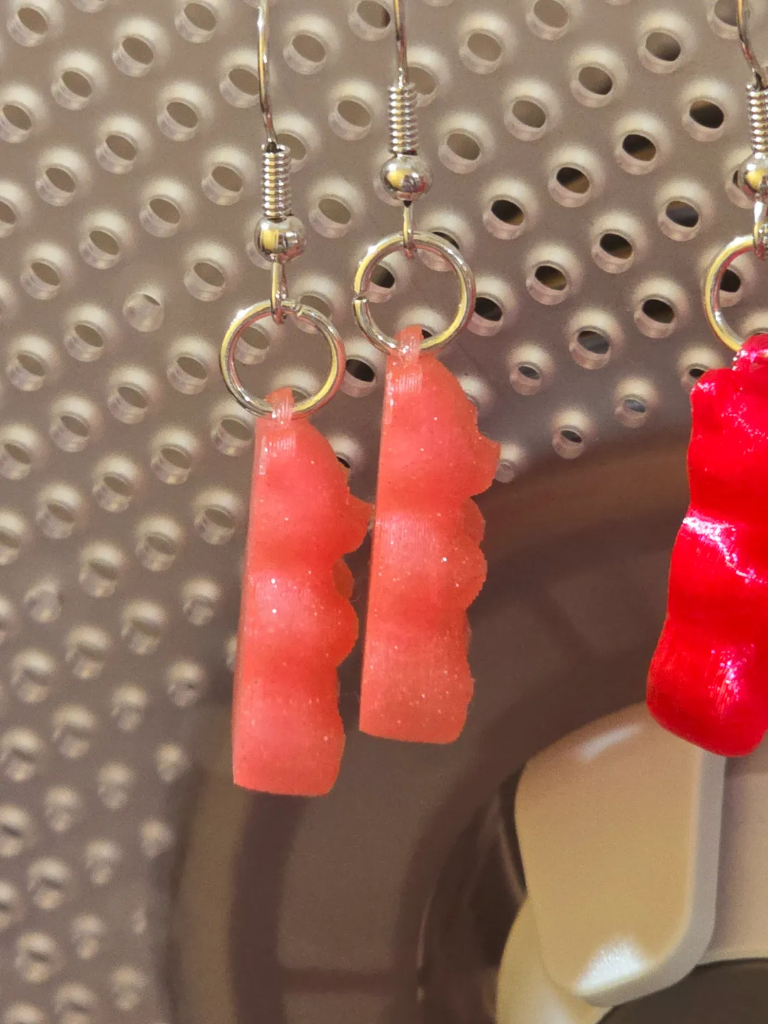 3D Gummy bear earrings VERSION 1 view 4