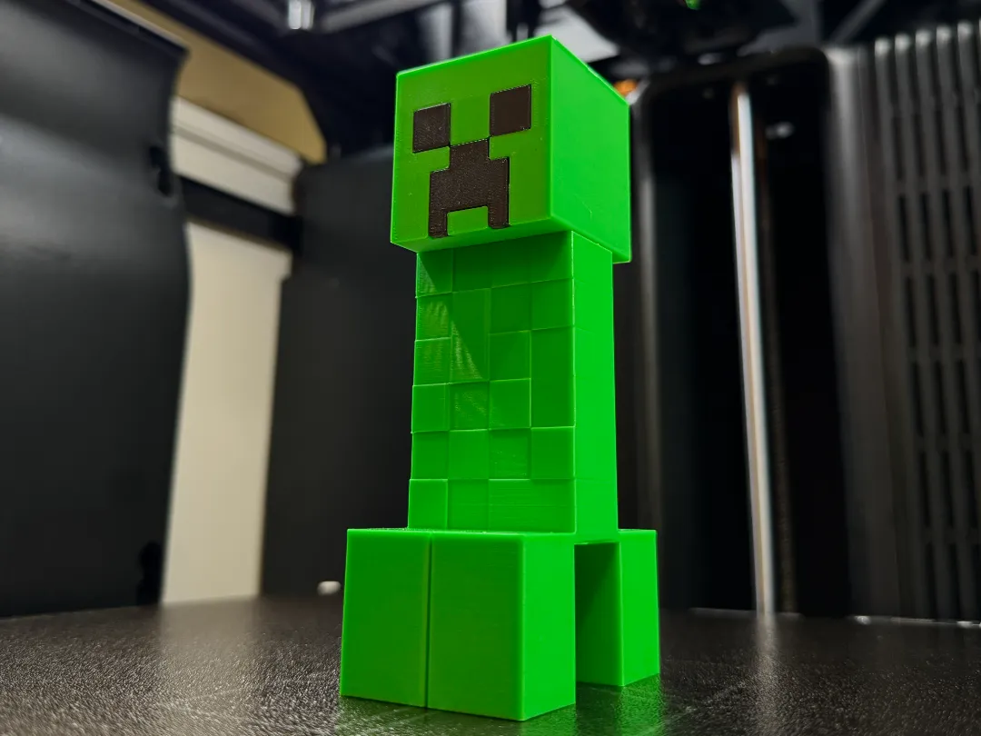 Minecraft Creeper  by Z3D Design MakerWorld: Download Free 3D Models - 3D model önizlemesi