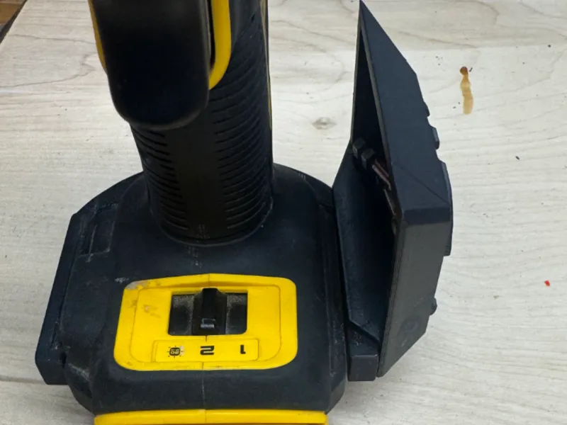 Dewalt Magnetic screw tray for tool holder 