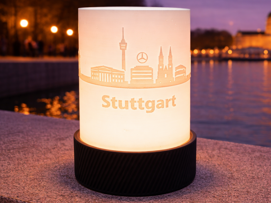 Stuttgart Skyline Leuchtzylinder voller Flair
